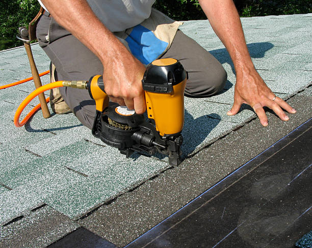 Best Flat Roof Repair Services  in Washburn, IL